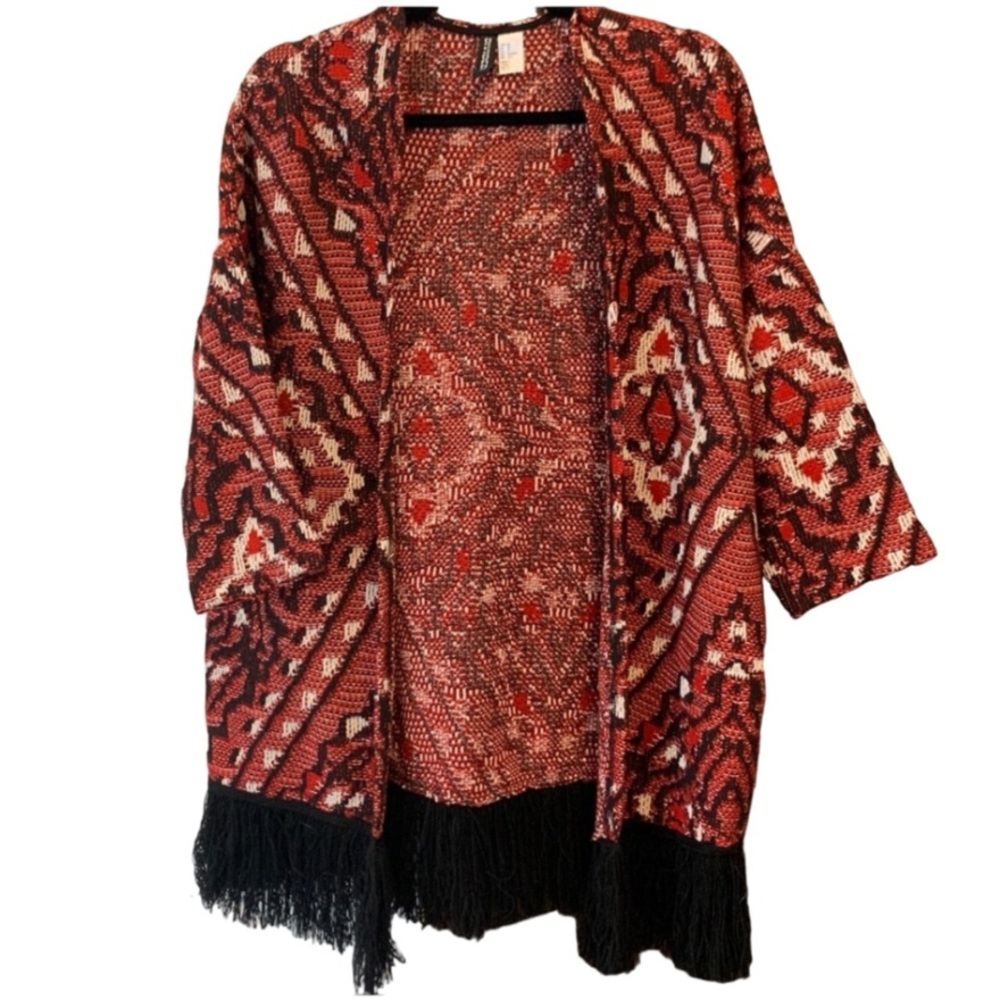 H&M Divided Red Black Quarter Sleeve Fringe Cardigan Sweater
